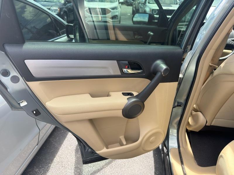 Honda CR-V LX 4WD 5-Speed AT 2011