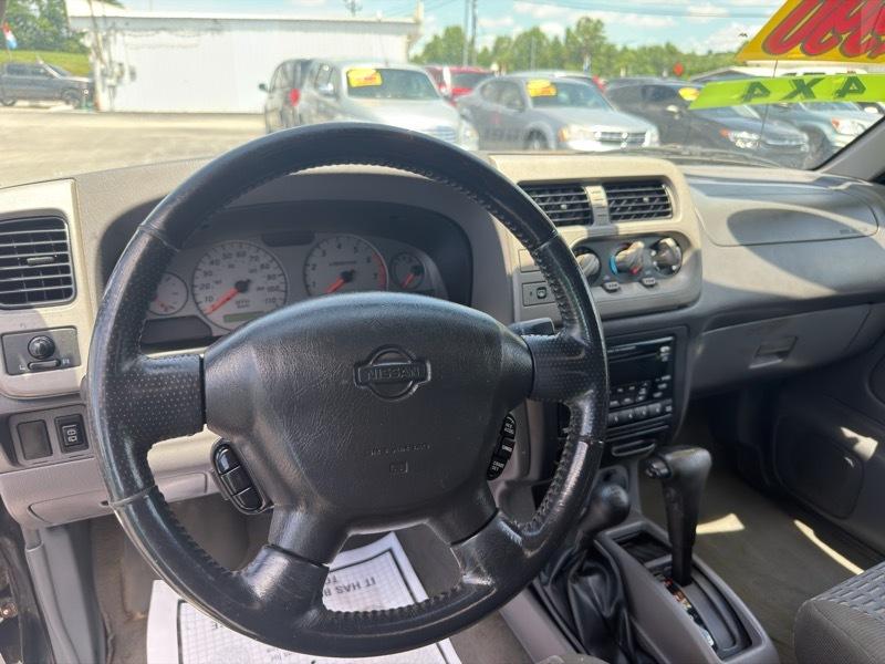Nissan Xterra XE 4WD 2001