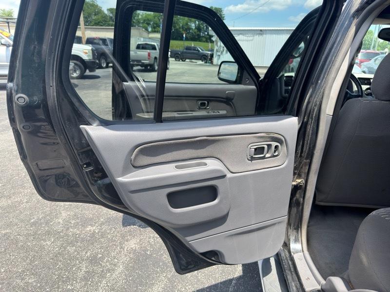 Nissan Xterra XE 4WD 2001