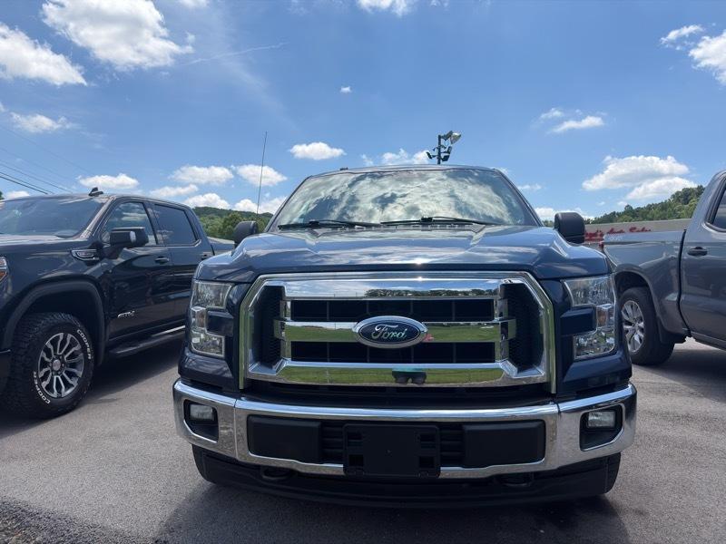 Ford F-150 SuperCrew 150" XLT 4WD 2017