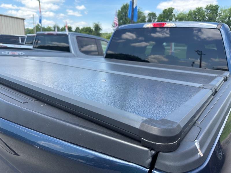 Ford F-150 SuperCrew 150" XLT 4WD 2017