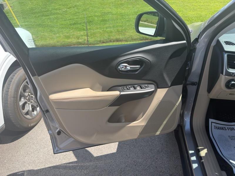 Jeep Cherokee Latitude 4WD 2020