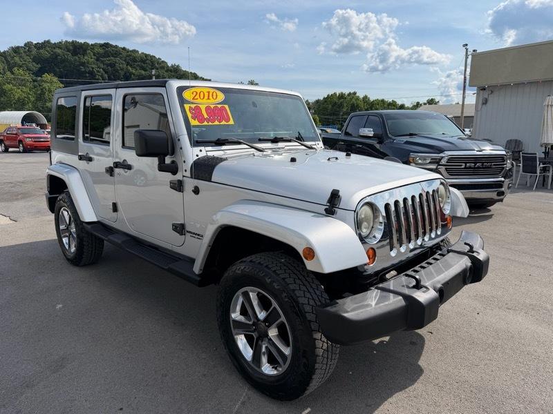 Jeep Wrangler Unlimited 4WD 4dr Sahara 2010