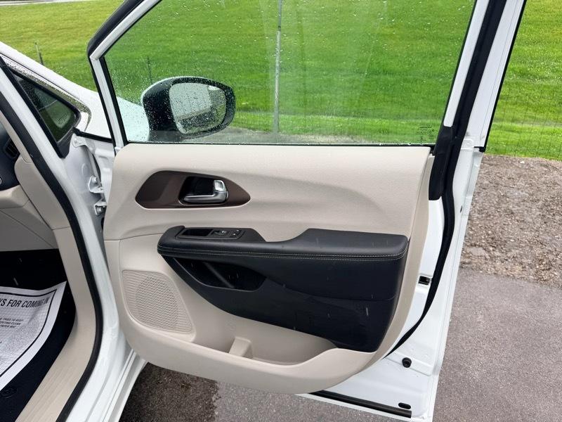 Chrysler Voyager LXI 2021