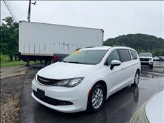 2021 Chrysler Voyager 
