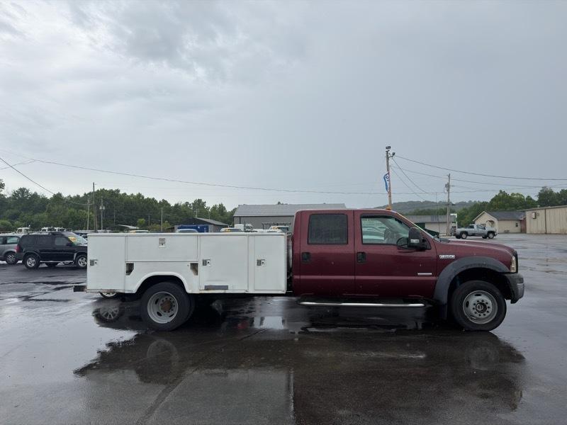 Ford F-550 Crew Cab 4WD DRW 2005
