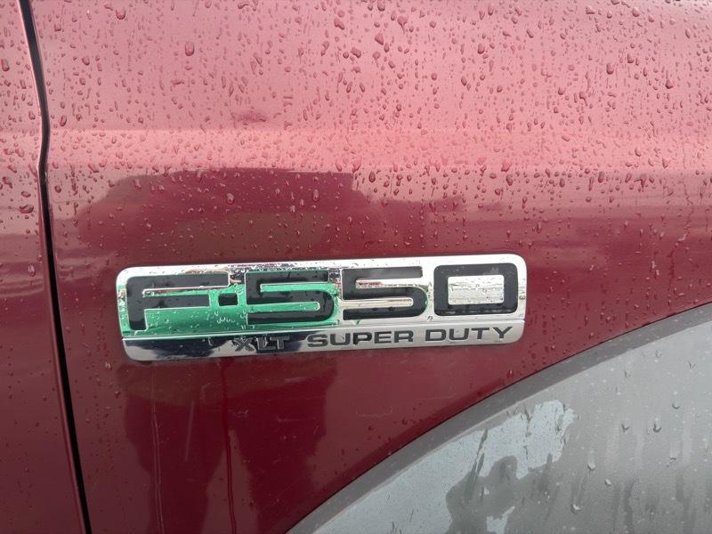 Ford F-550 Crew Cab 4WD DRW 2005