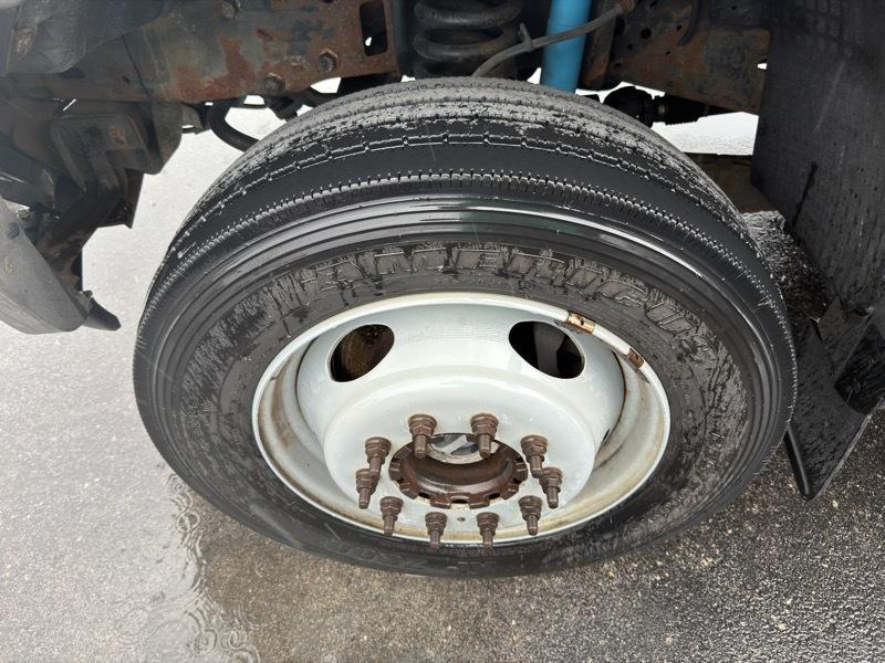 Ford F-550 Crew Cab 4WD DRW 2005