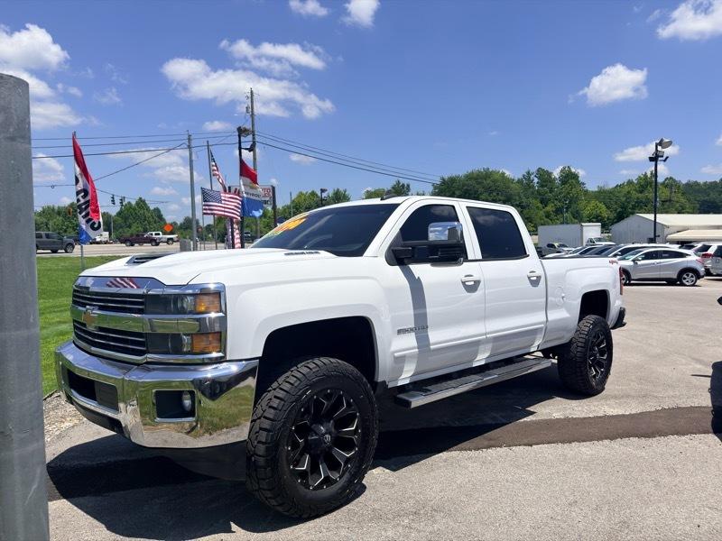 2017 Chevrolet Silverado 2500HD LT Crew Cab 4WD