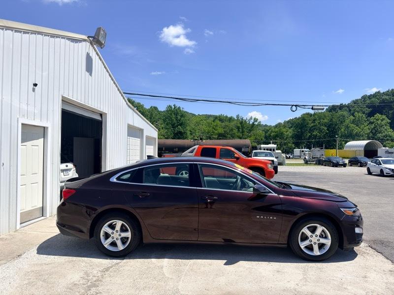 Chevrolet Malibu 1FL 2021