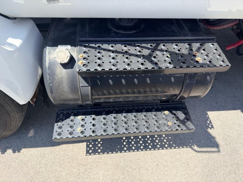 Ford F-650 Regular Cab 2WD DRW 2013