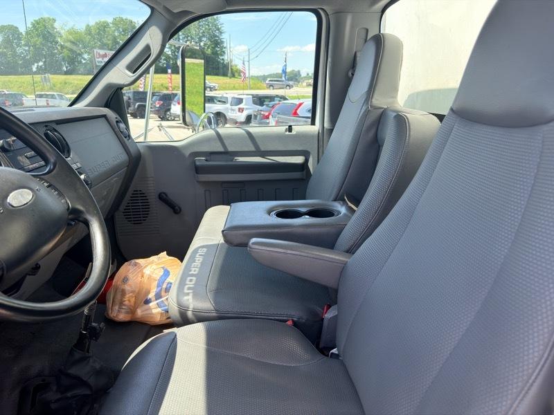 Ford F-650 Regular Cab 2WD DRW 2013