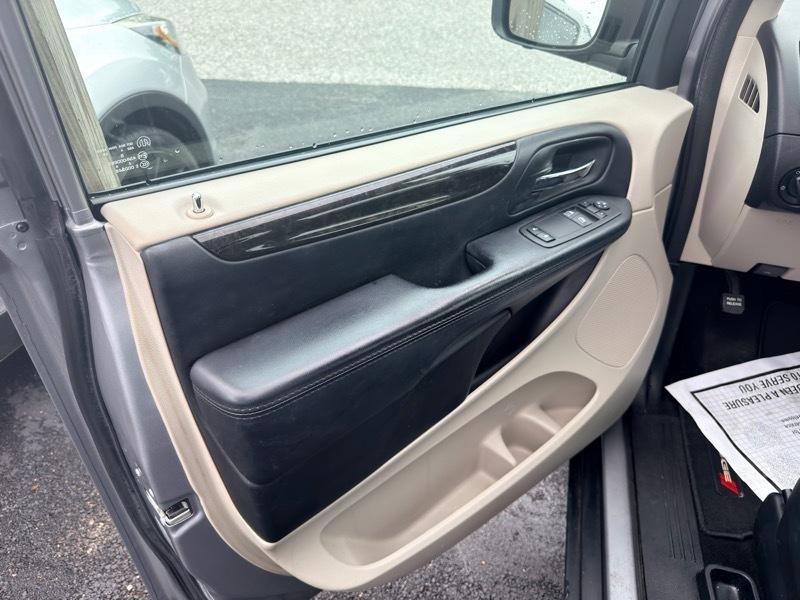 Dodge Grand Caravan SE 2015