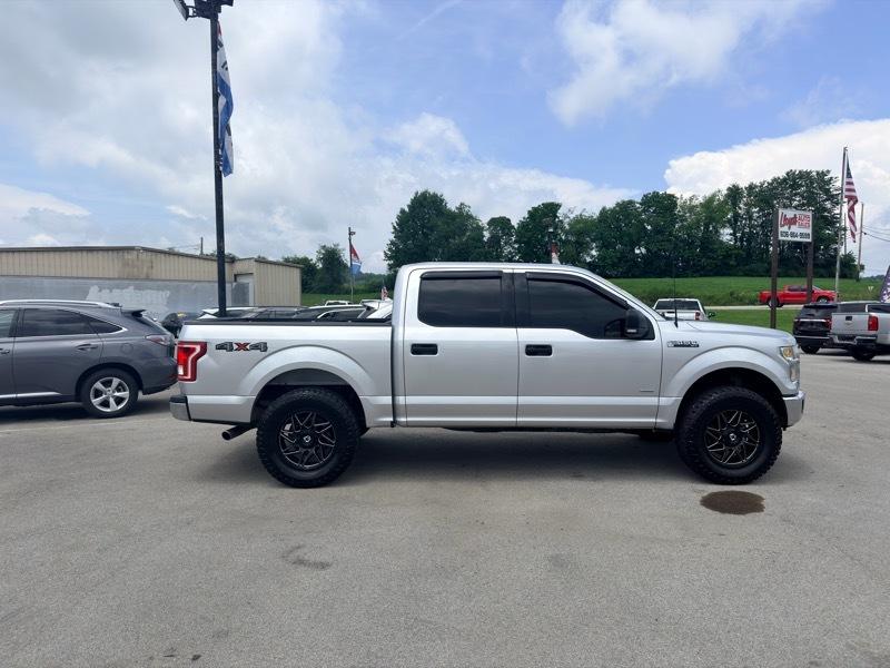 Ford F-150 4WD SuperCrew 139" XLT 2017