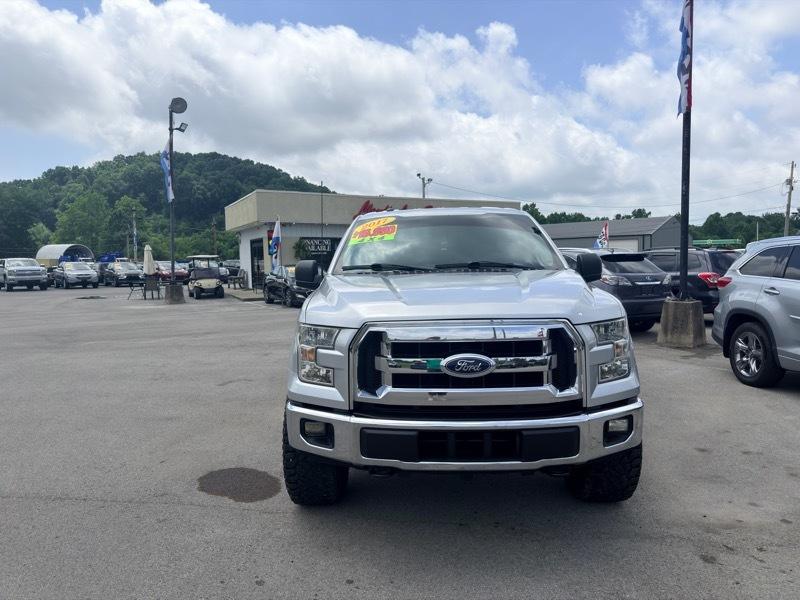 Ford F-150 4WD SuperCrew 139" XLT 2017
