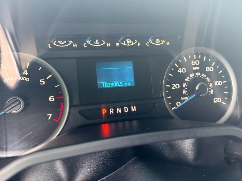 Ford F-150 4WD SuperCrew 139" XLT 2017