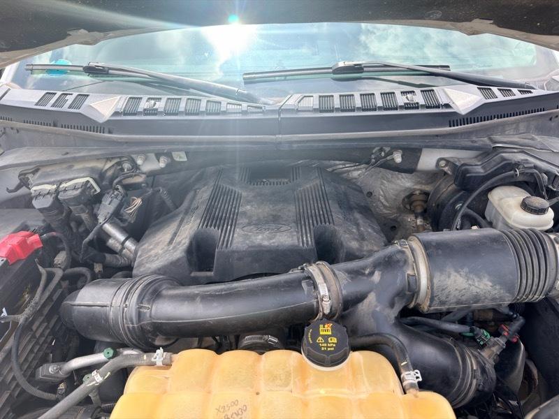 Ford F-150 4WD SuperCrew 139" XLT 2017