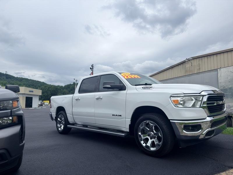 RAM 1500 Big Horn Crew Cab SWB 4WD 2019