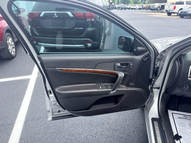 Lincoln MKZ FWD 2012