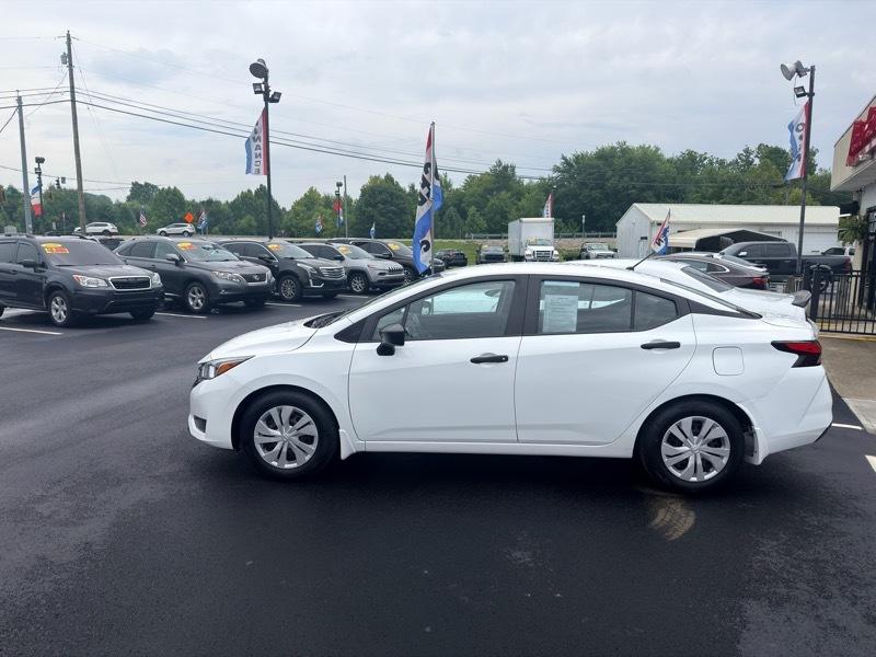 Nissan Versa S CVT 2023
