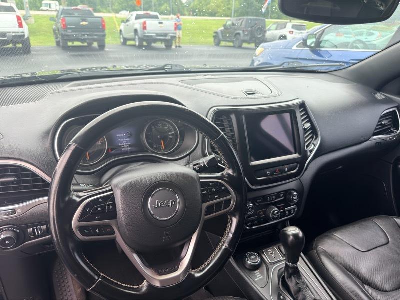 Jeep Cherokee Latitude Lux 4WD 2021