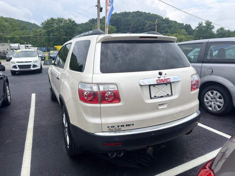 GMC Acadia SLT-2 FWD 2010