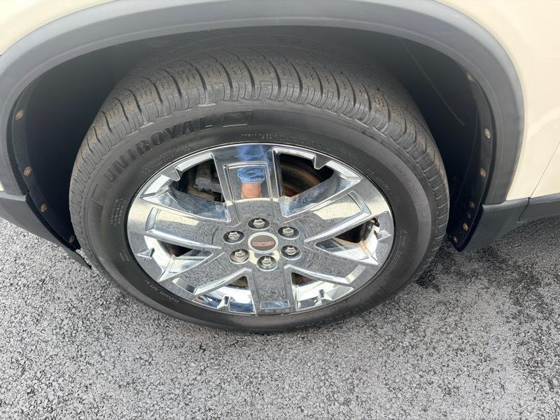 GMC Acadia SLT-2 FWD 2010