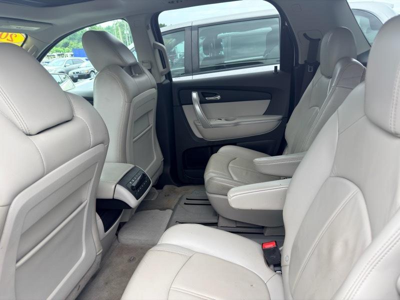 GMC Acadia SLT-2 FWD 2010