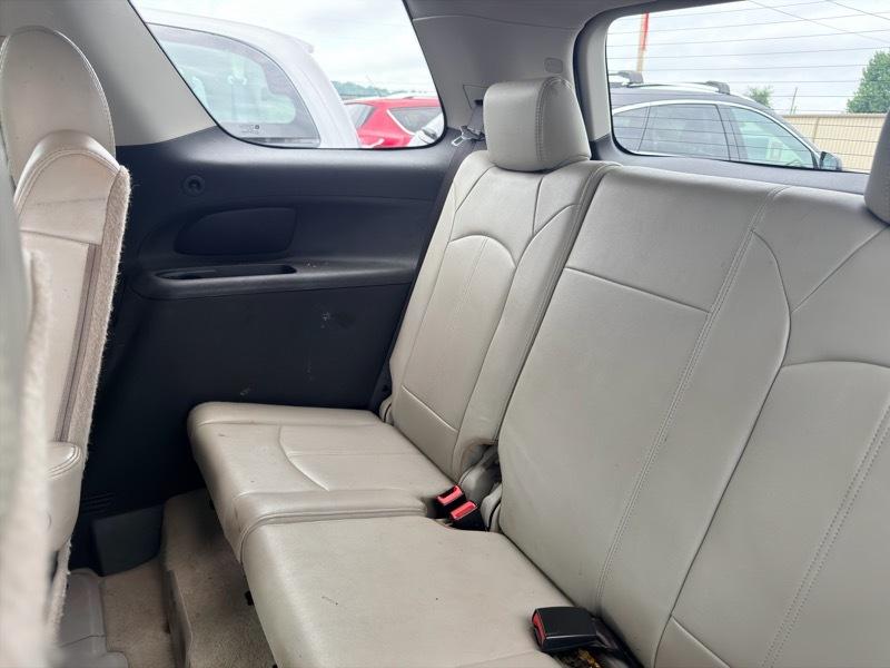 GMC Acadia SLT-2 FWD 2010