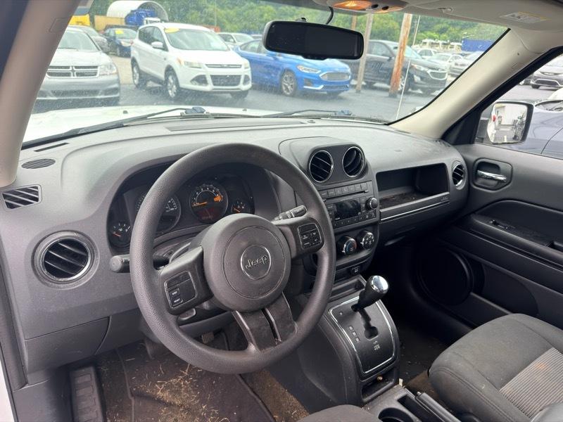 Jeep Patriot Sport 2WD 2016