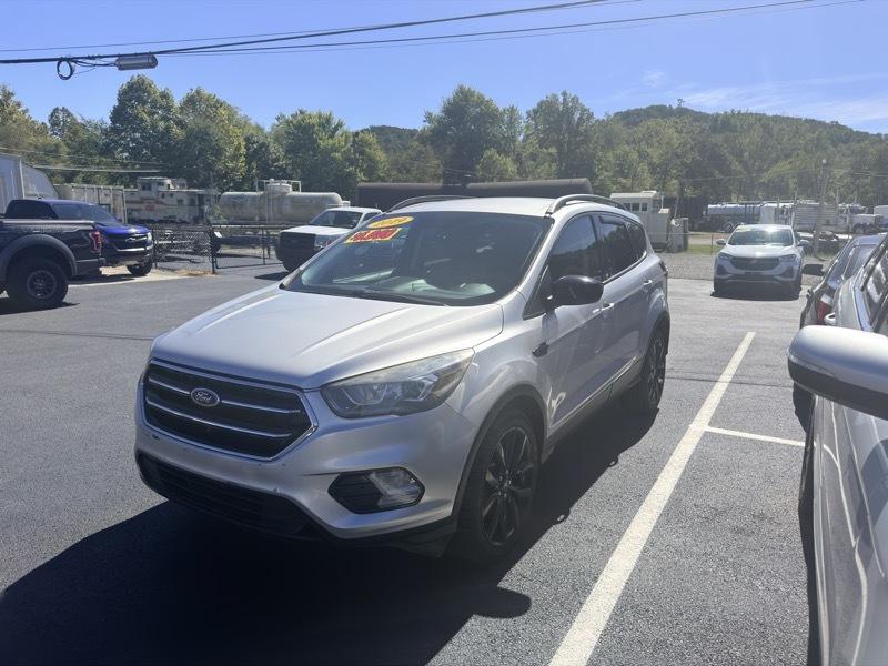 Ford Escape SE FWD 2019
