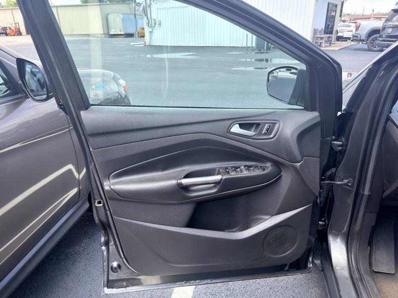 Ford Escape SE FWD 2016
