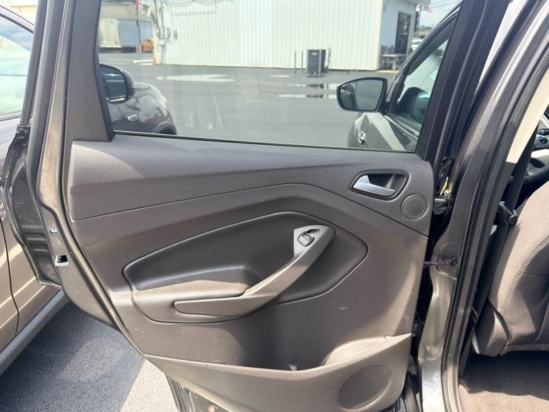 Ford Escape SE FWD 2016
