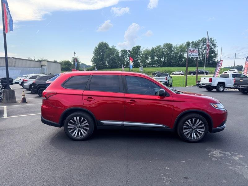 Mitsubishi Outlander ES 2WD 2020