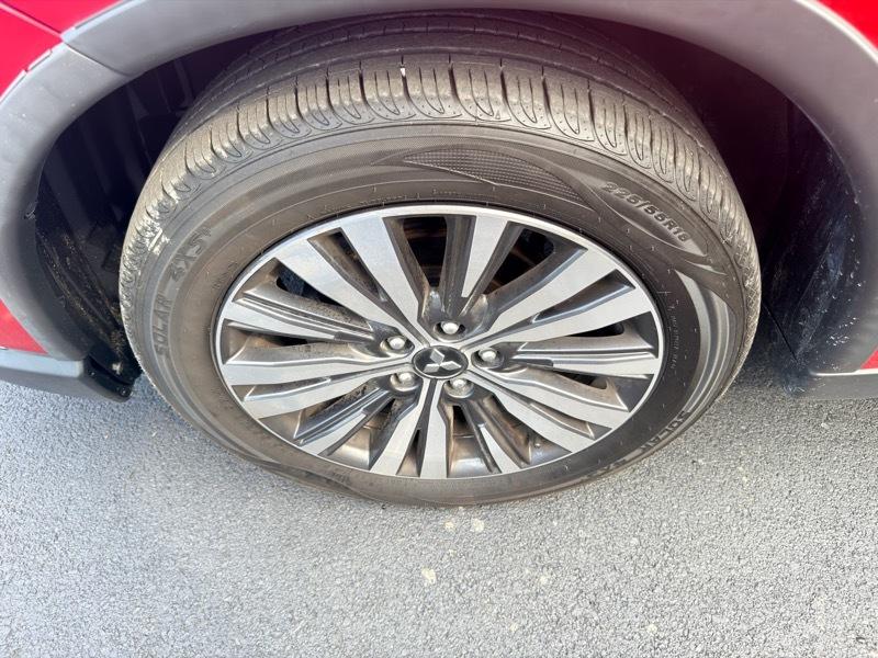 Mitsubishi Outlander ES 2WD 2020