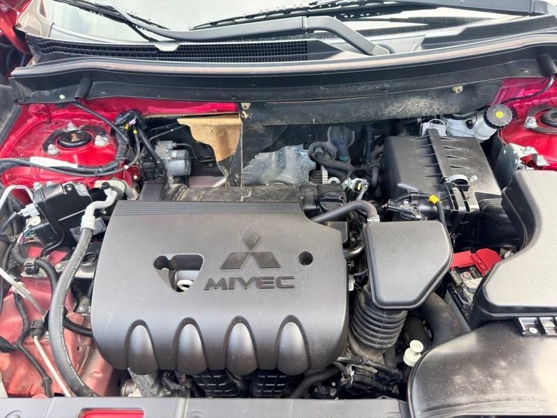 Mitsubishi Outlander ES 2WD 2020