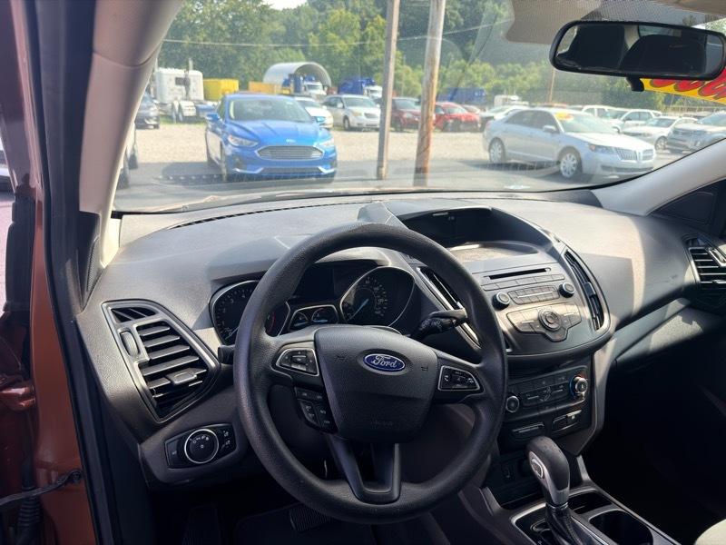 Ford Escape S FWD 2017