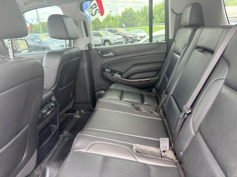GMC Yukon XL SLT 1/2 Ton 4WD 2015