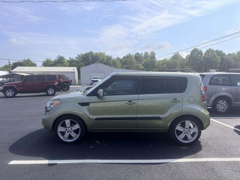Kia Soul + 2011