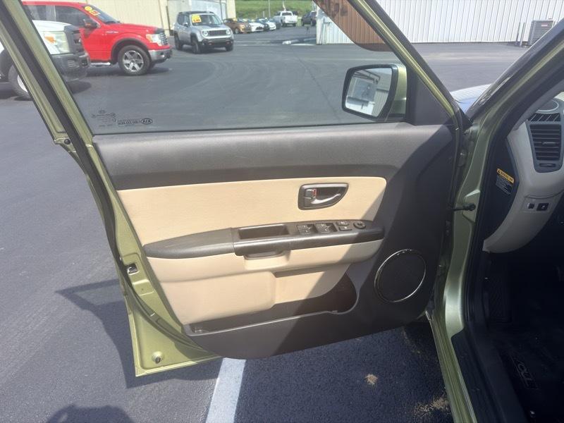 Kia Soul + 2011