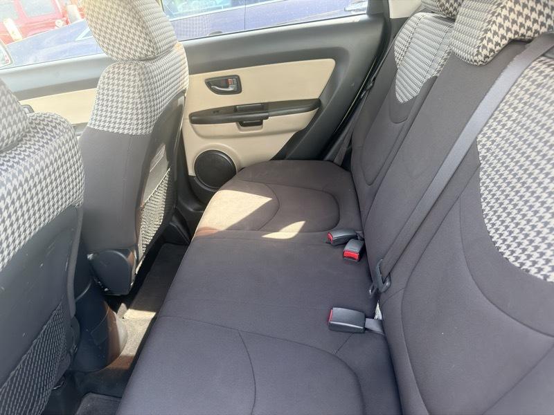 Kia Soul + 2011
