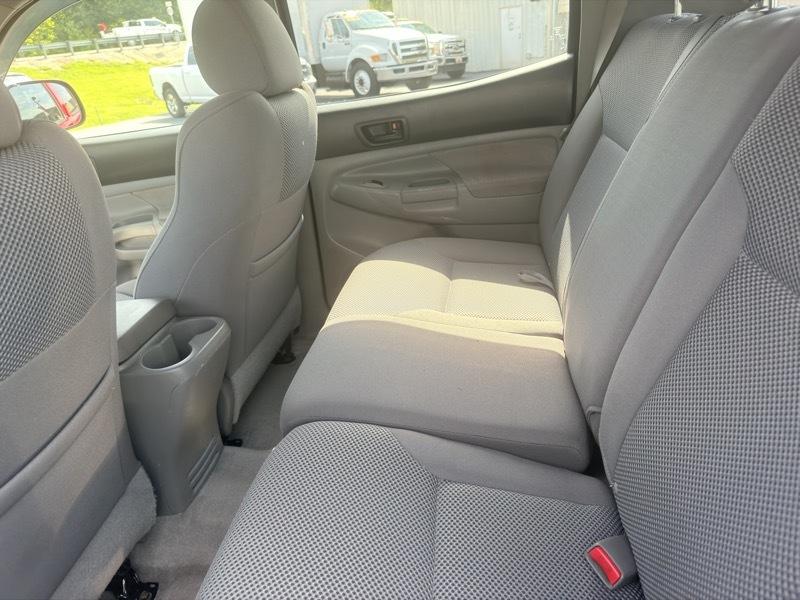 Toyota Tacoma Double Cab V6 4WD 2005