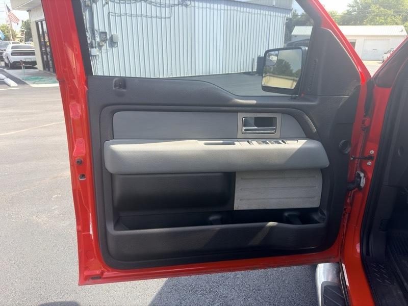 Ford F-150 4WD SuperCrew 139" XLT 2011