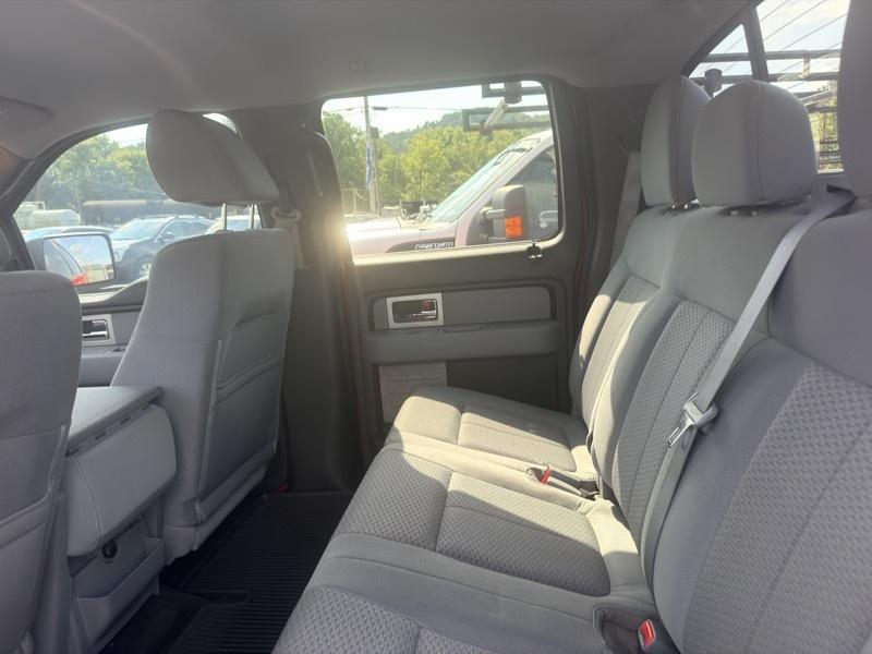 Ford F-150 4WD SuperCrew 139" XLT 2011
