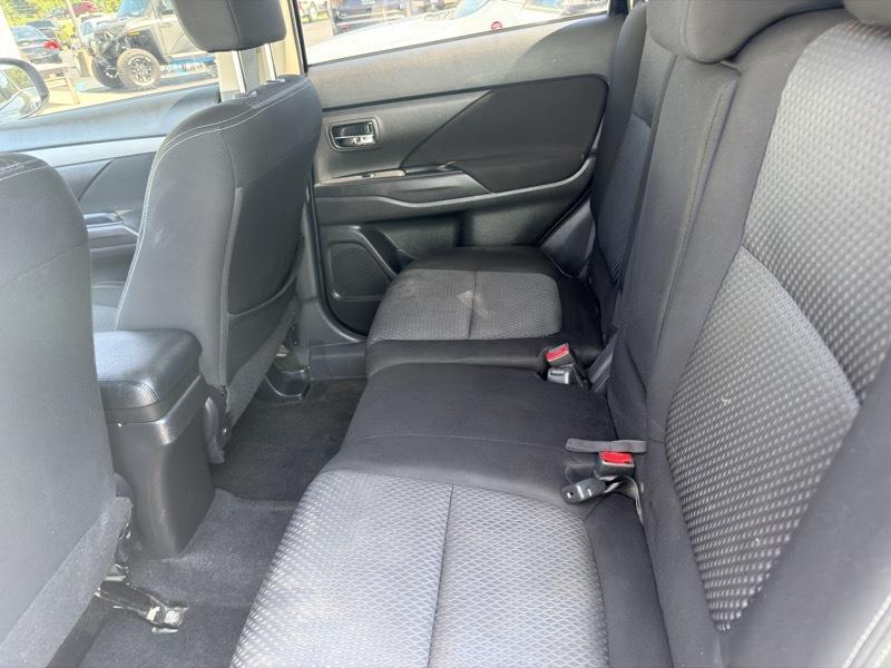 Mitsubishi Outlander SEL AWD 2018