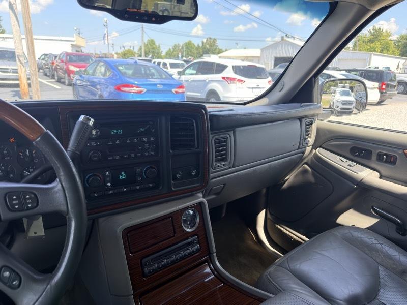 Cadillac Escalade AWD 2004