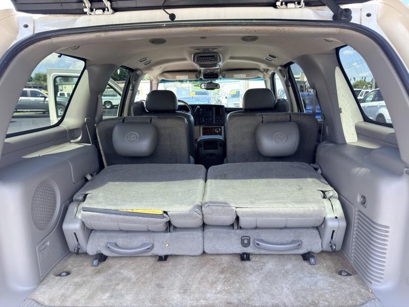 Cadillac Escalade AWD 2004