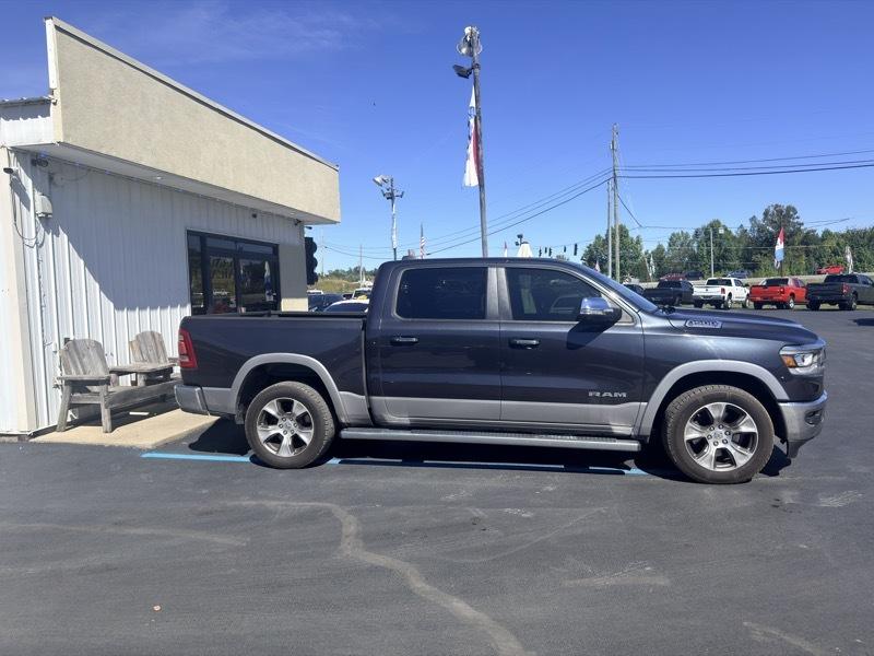RAM 1500 Laramie Crew Cab SWB 4WD 2019
