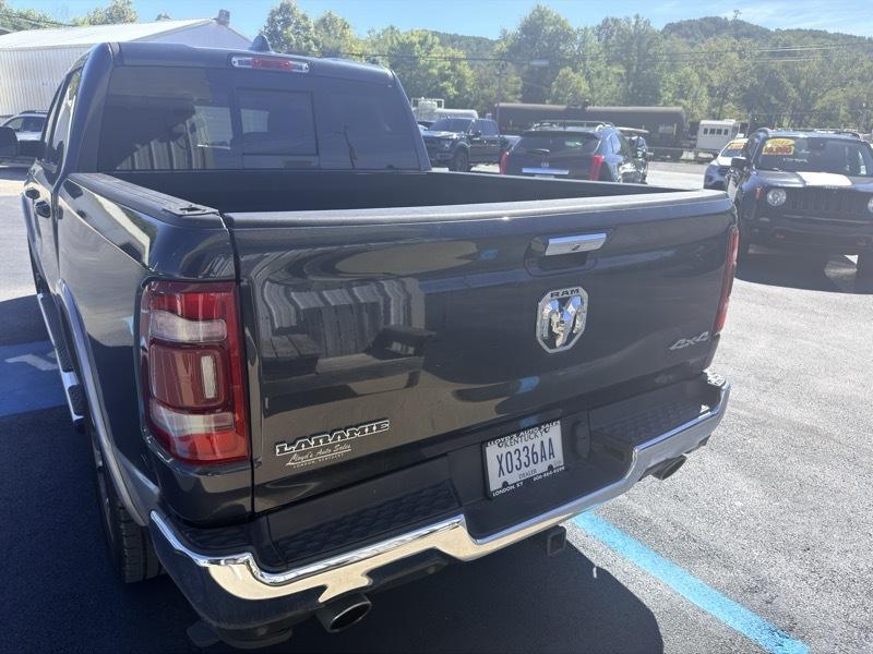 RAM 1500 Laramie Crew Cab SWB 4WD 2019