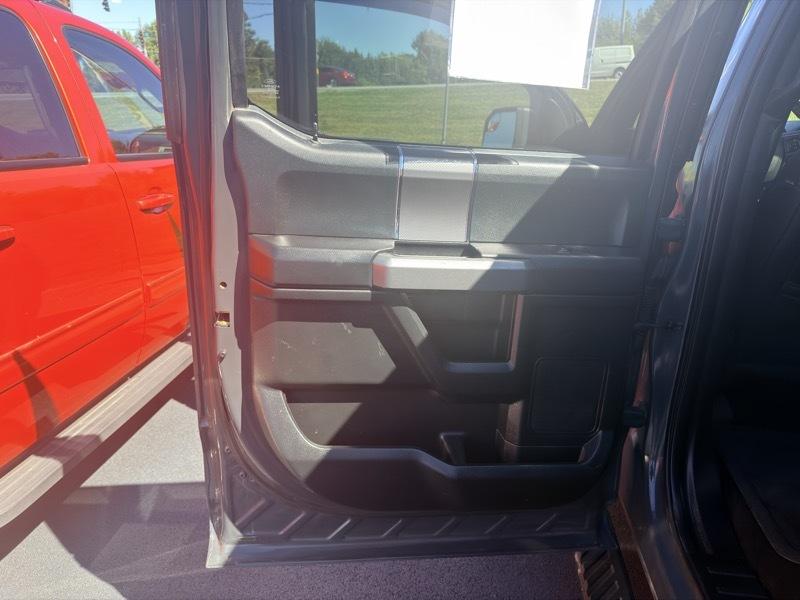 Ford F-150 4WD SuperCrew 157" FX4 2016